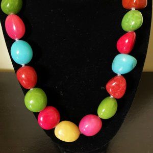 STONE BEAD NECKLACE & EARRINGS